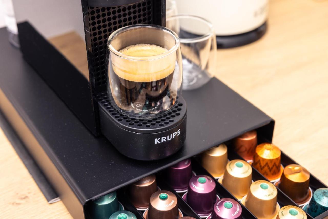 Ferienwohnung #2 Superior! Nespresso - Kueche - Prime - Parken Duisburg Exterior foto